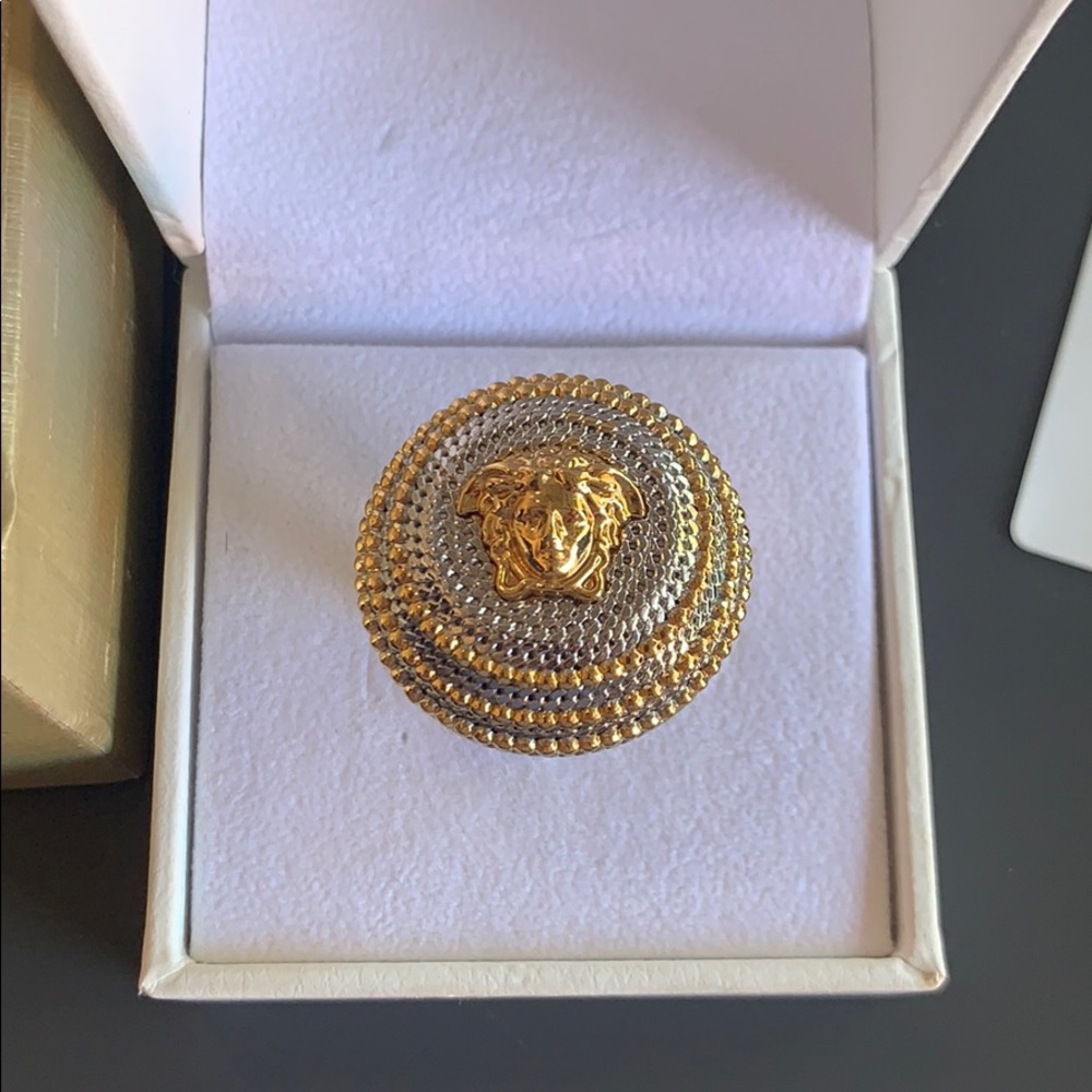 Versace Ring